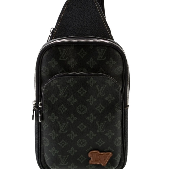 Louis Vuitton Danube LV Monogram Black and Green Sling Bag - Picture 2 of 7